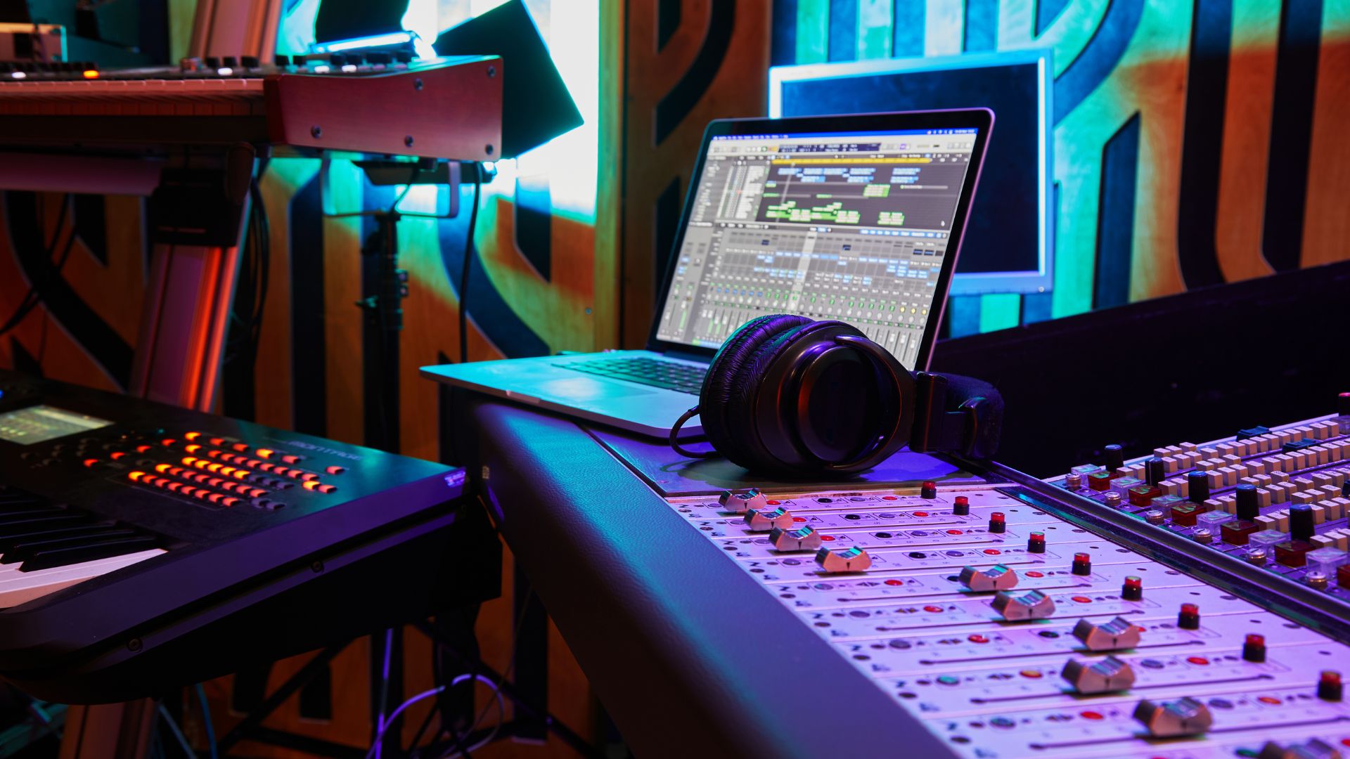 Musically Audio What really grinds my gears, musically speaking… Weekly Recap 11/25 ...